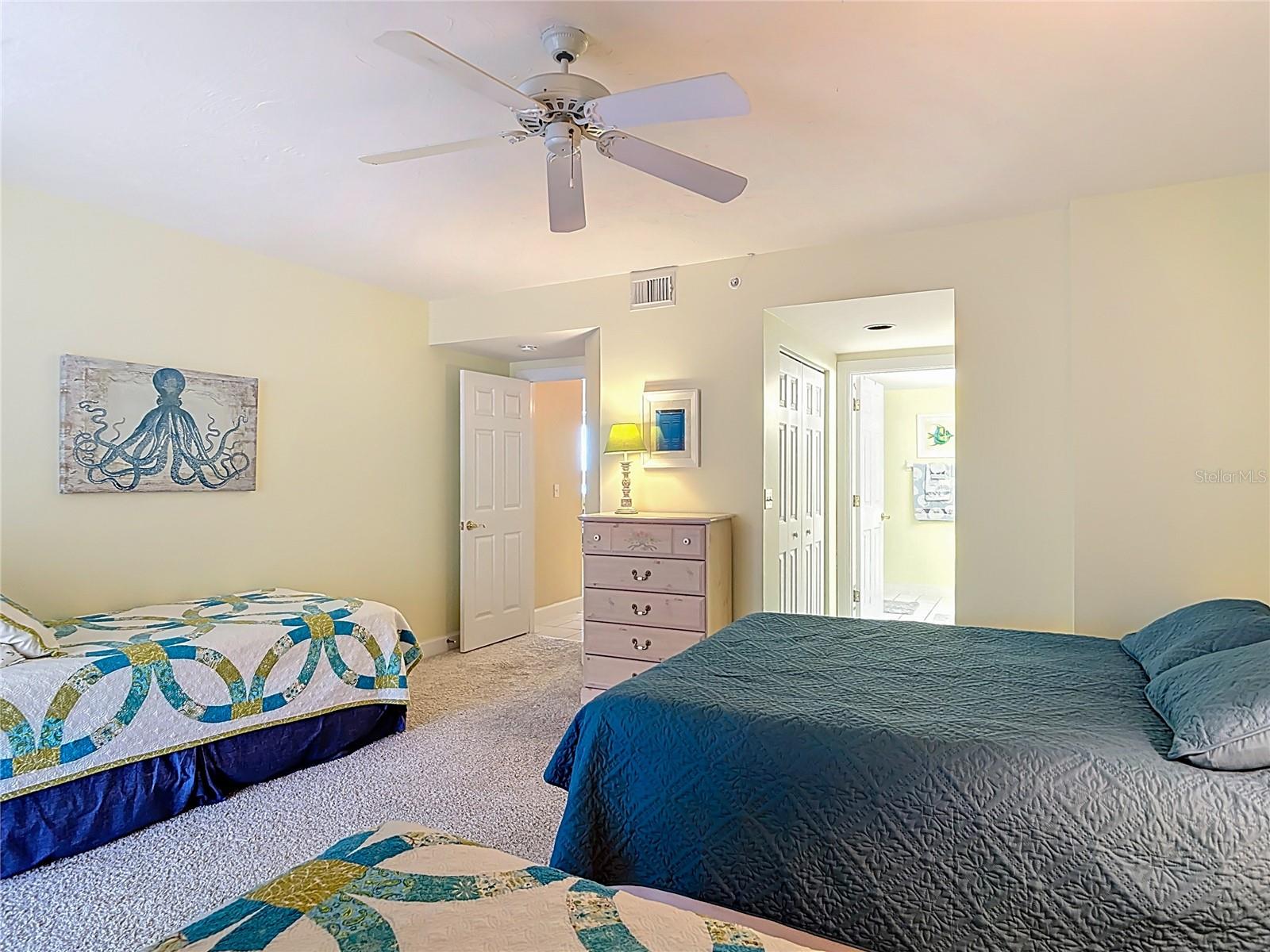 TOWERS AT PONCE INLET TOWER 01 CONDO - Residential