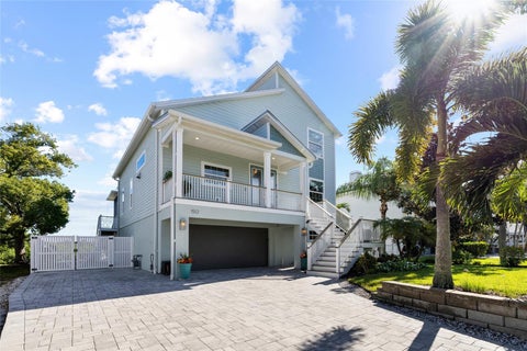 1512 Riverside Drive, Tarpon Springs, FL 34689