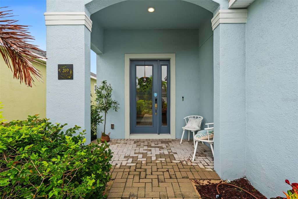 Photo of 319 Shore Crab Way, Apollo Beach, FL 33572 (MLS # TB8534622)