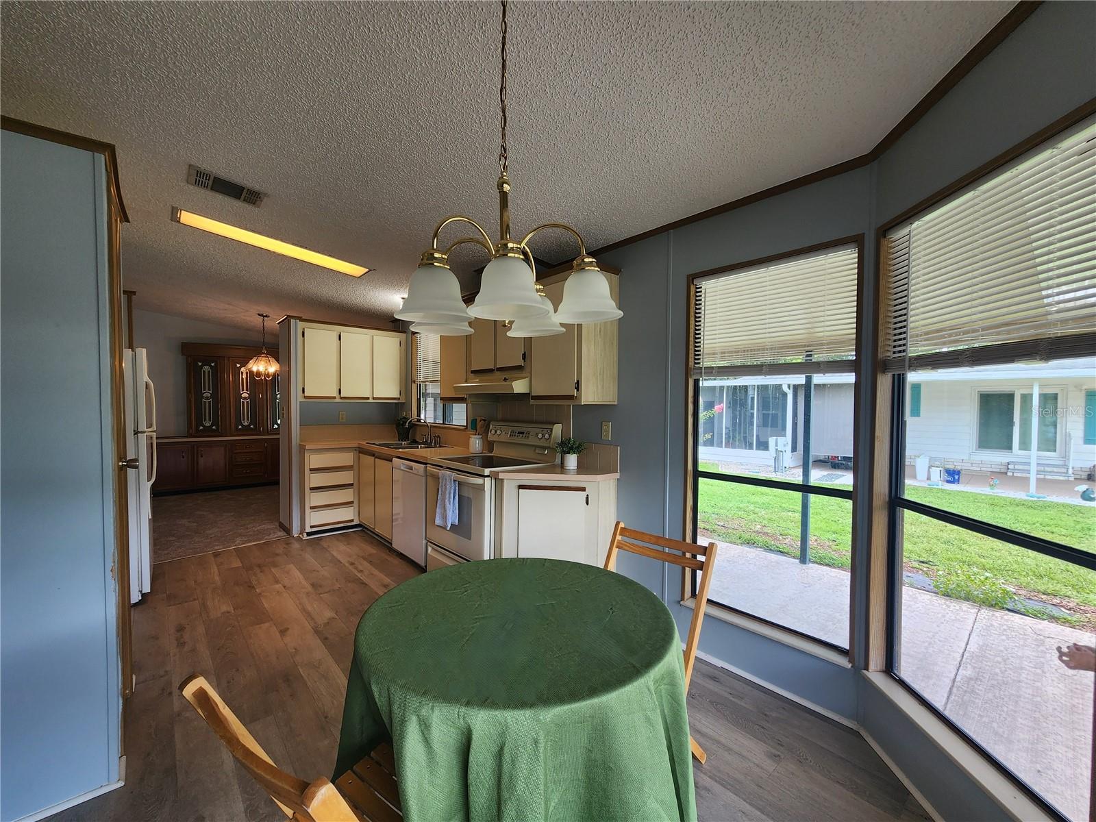 ZELLWOOD STATION COOP MH PARK - Residential