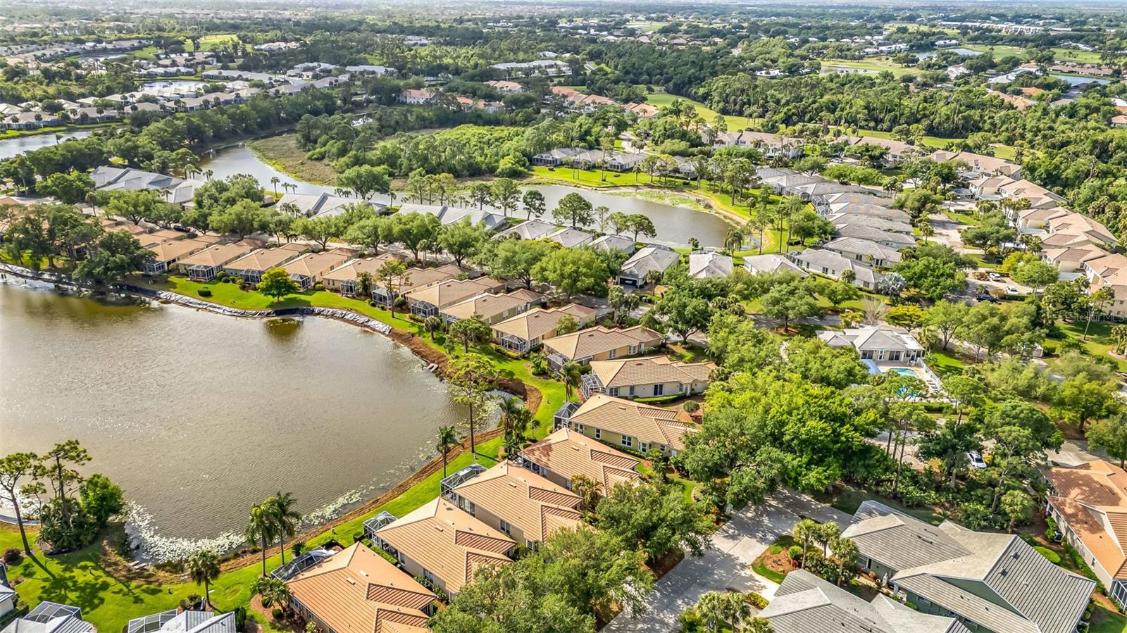PATIOS 01 ST ANDREWS PARK AT PLANTATION - Residential