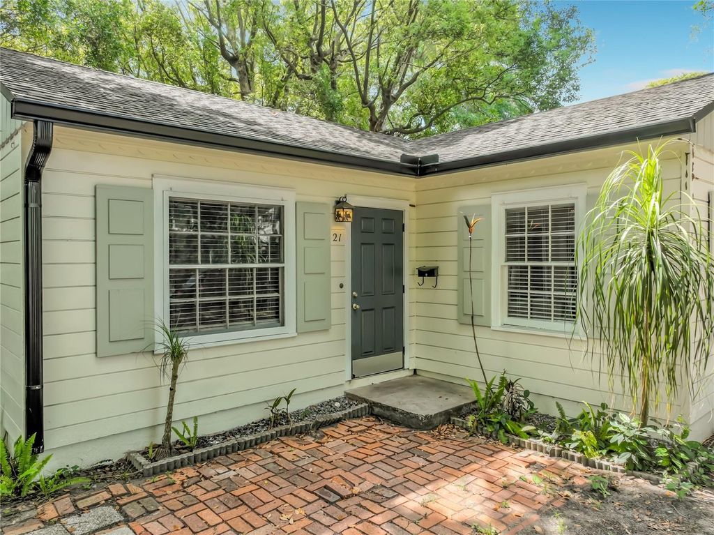 Photo of 21 N Mills Avenue, Orlando, FL 32801 (MLS # O6411181)