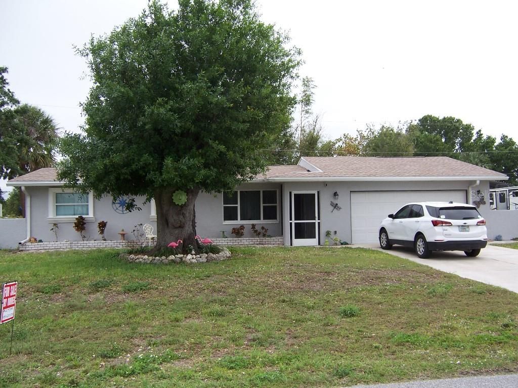 Photo of 3222 Desoto Drive, Punta Gorda, FL 33983 (MLS # TB8434412)