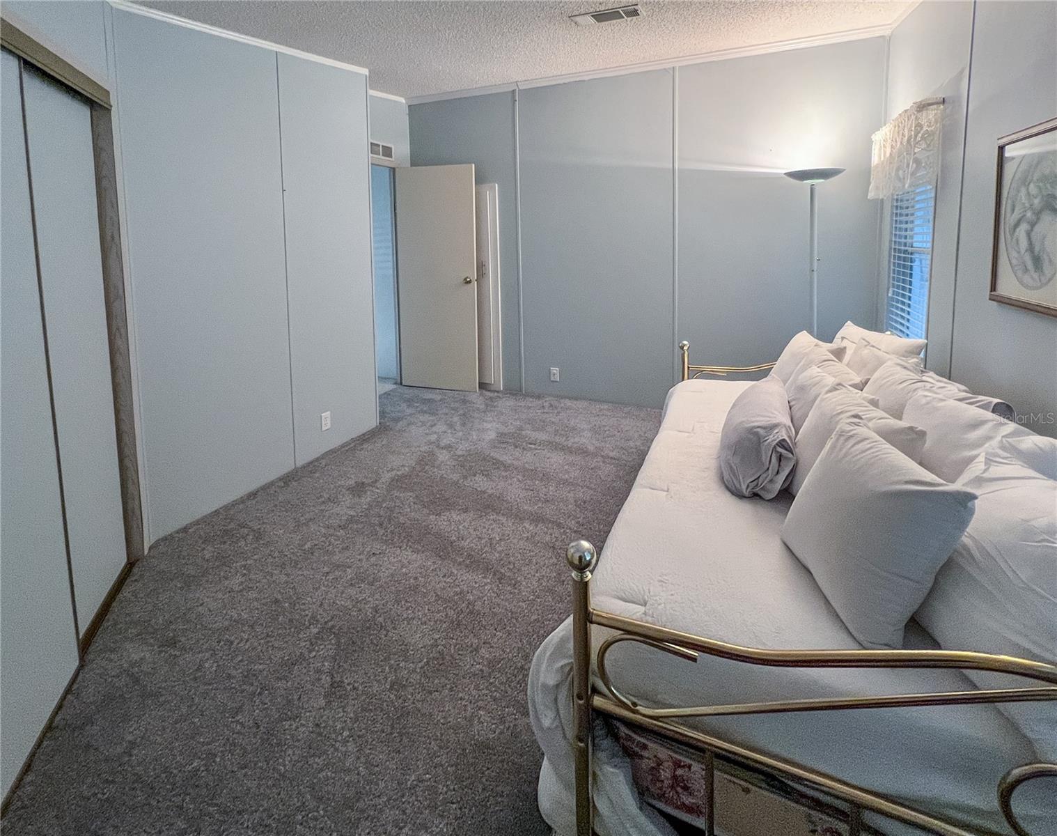 TIMBER LAKE ESTATES - Residential