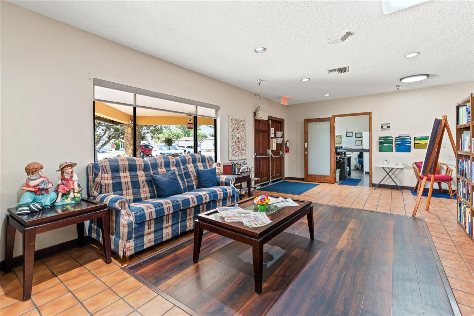 TIMBER LAKE ESTATES - Residential