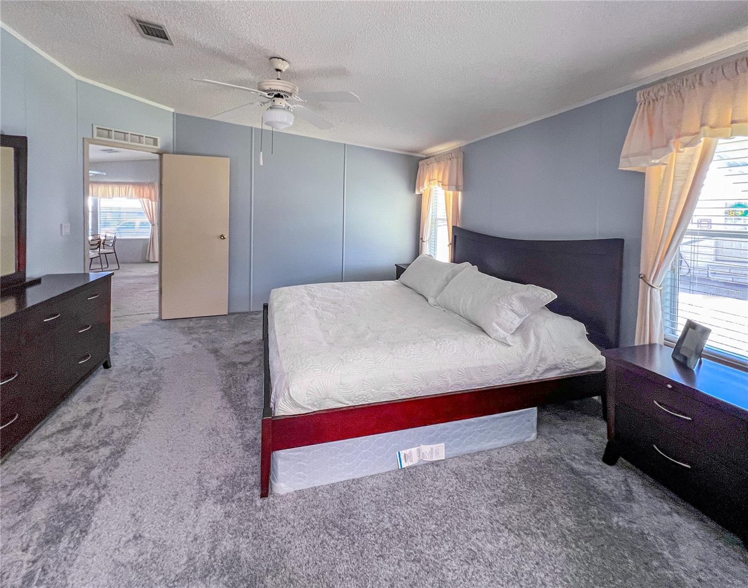 TIMBER LAKE ESTATES - Residential