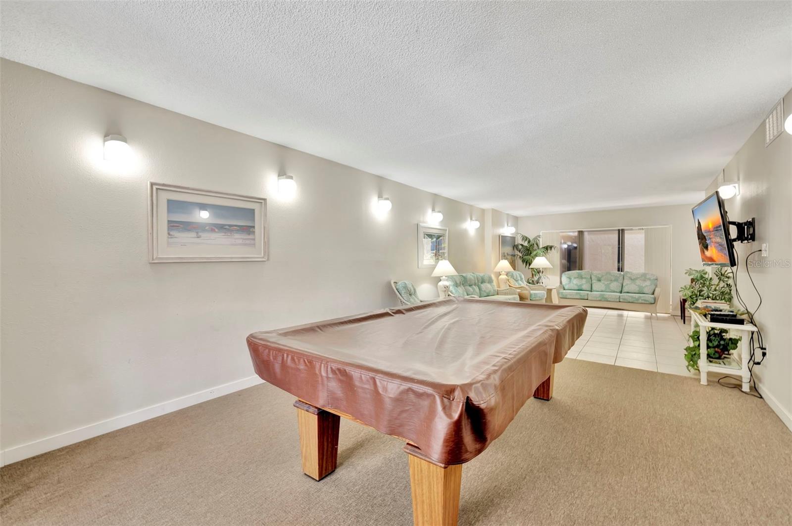 BAY OAKS - Residential