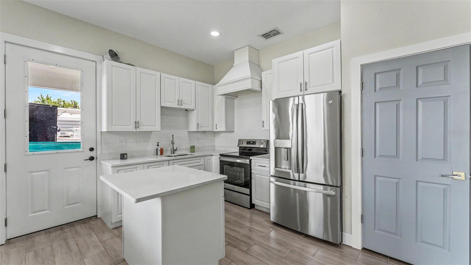 UNPLATTED - Residential