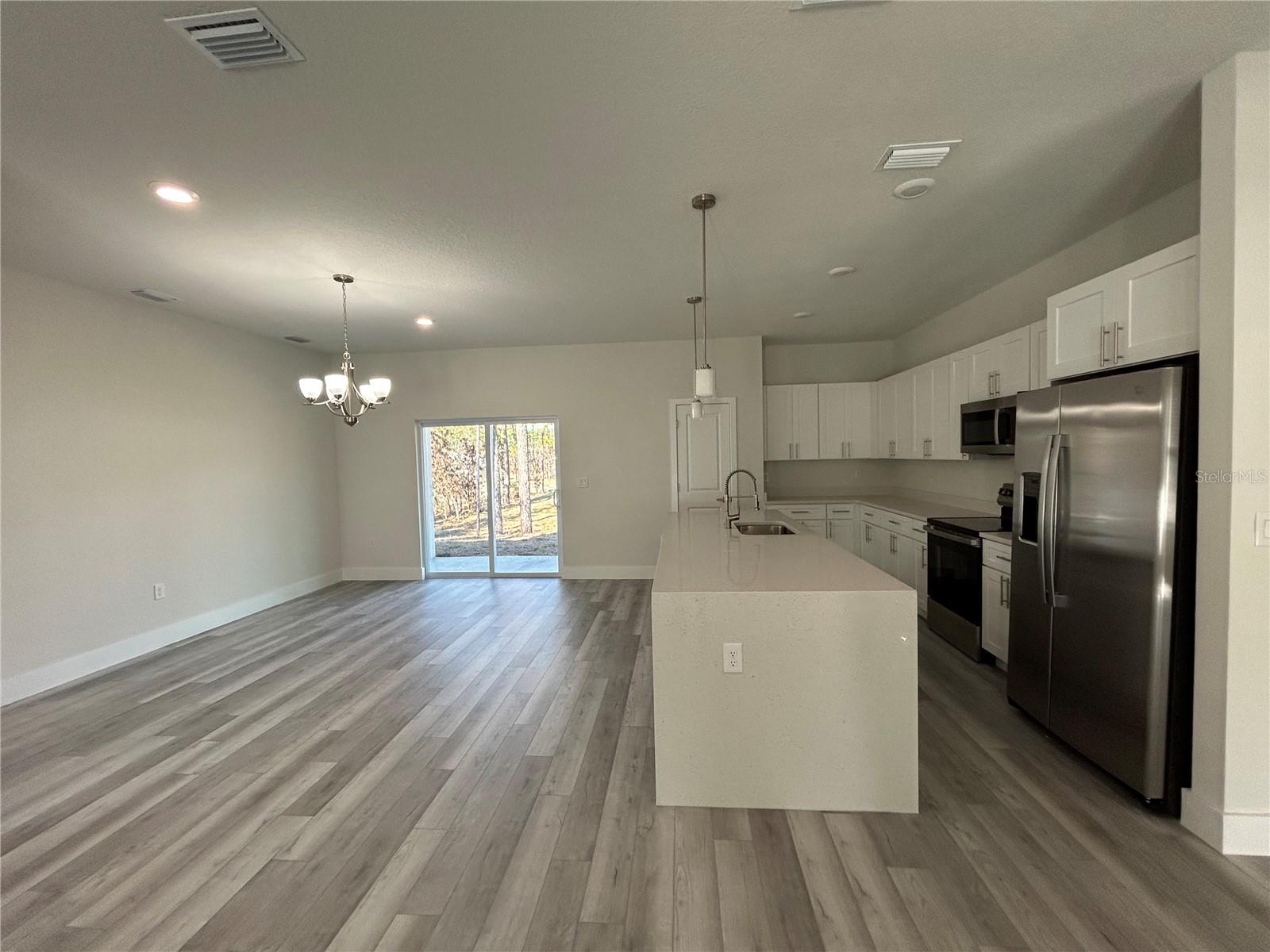 CITRUS SPGS UNIT 08 - Residential Lease