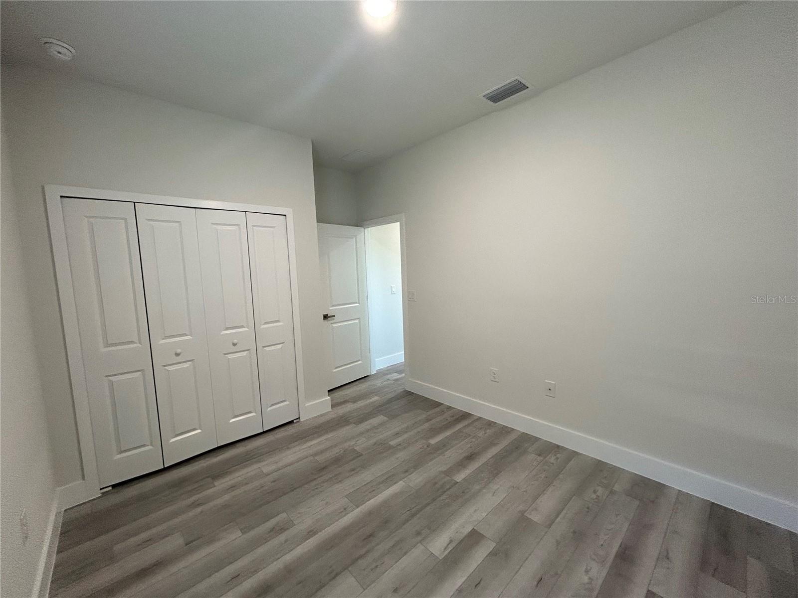 CITRUS SPGS UNIT 08 - Residential Lease