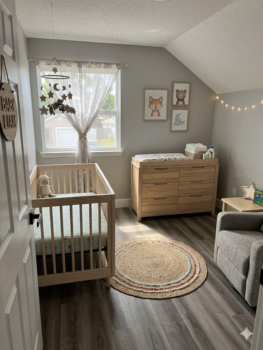 ROYAL RIDGE PH 01 - Residential