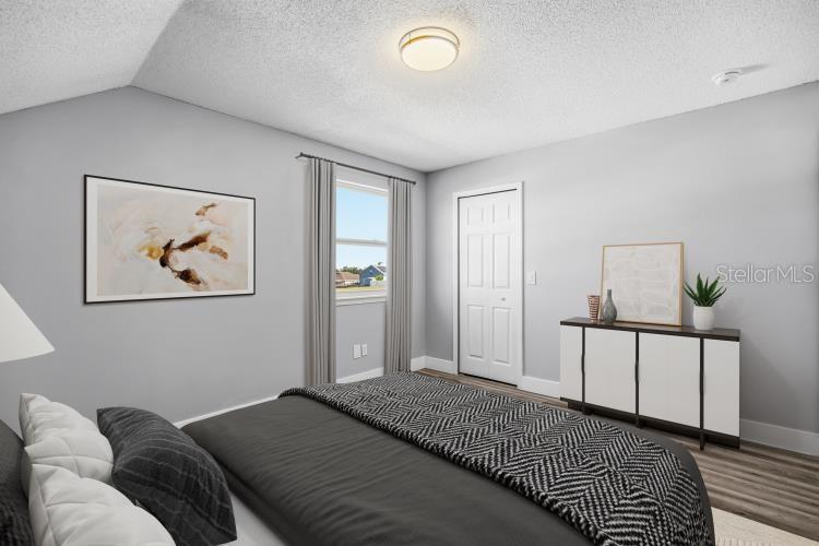 ROYAL RIDGE PH 01 - Residential