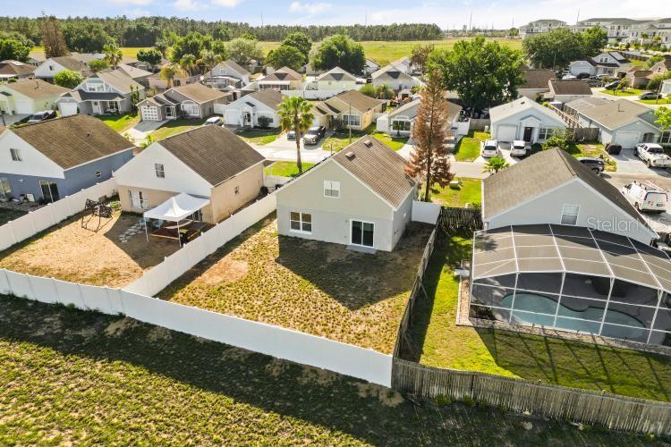 ROYAL RIDGE PH 01 - Residential