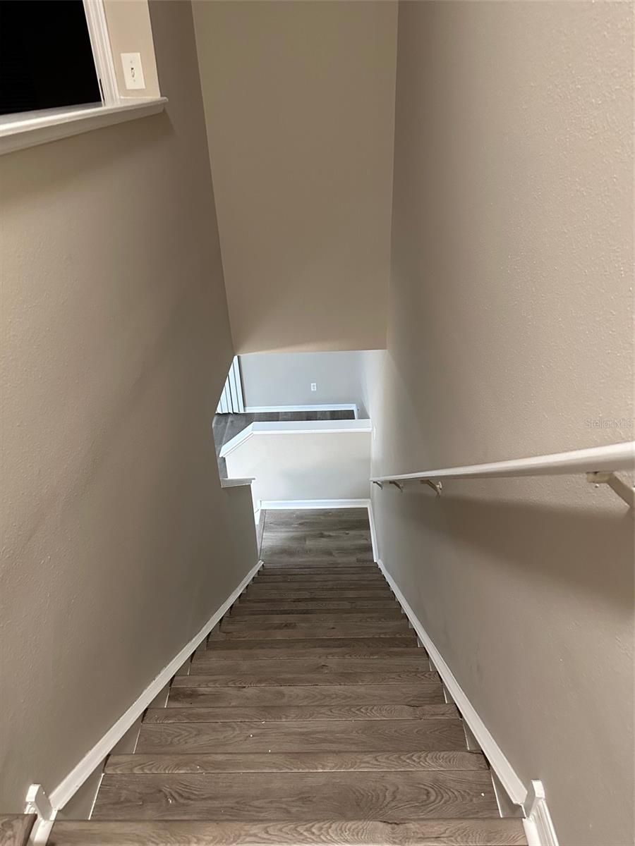 FISHHAWK RANCH TWNHMS PH - Residential Lease