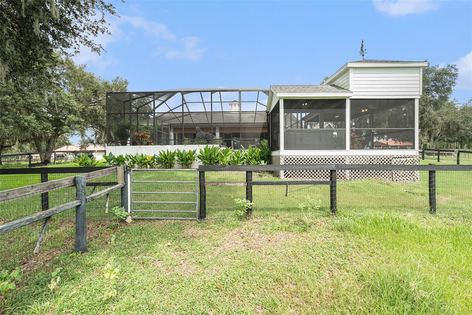 ACREAGE - Residential