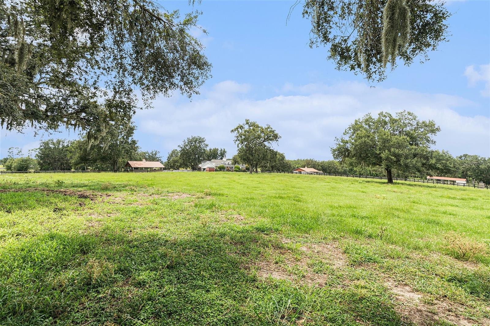 ACREAGE - Residential