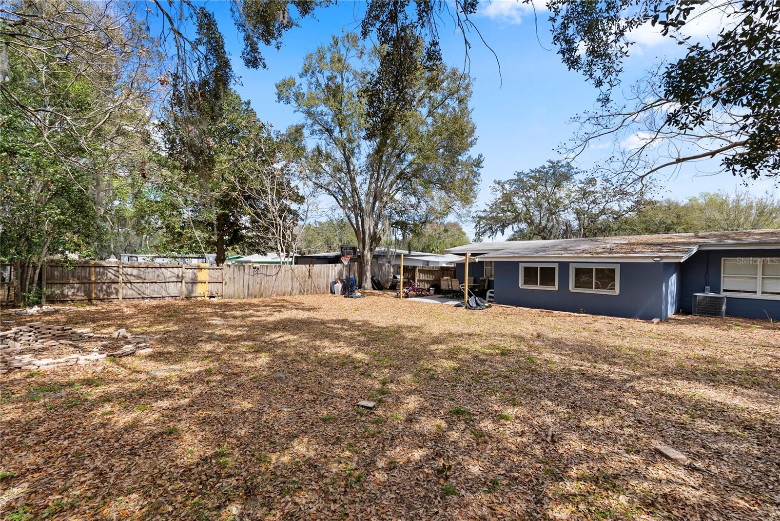 LEESBURG LAKEWOOD PARK - Residential