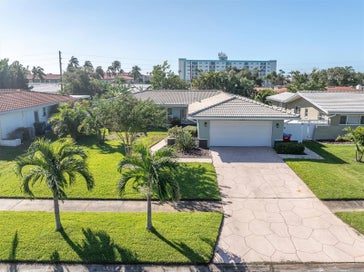 14968 IMPERIAL POINT DRIVE N LARGO FL 33774