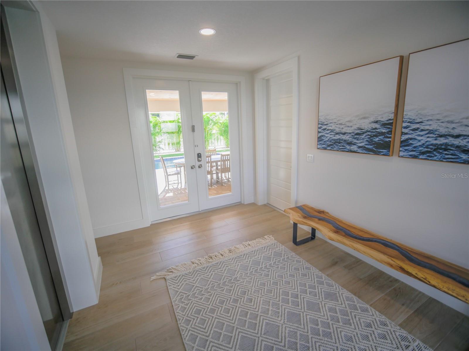 CRYSTAL BEACH - Residential