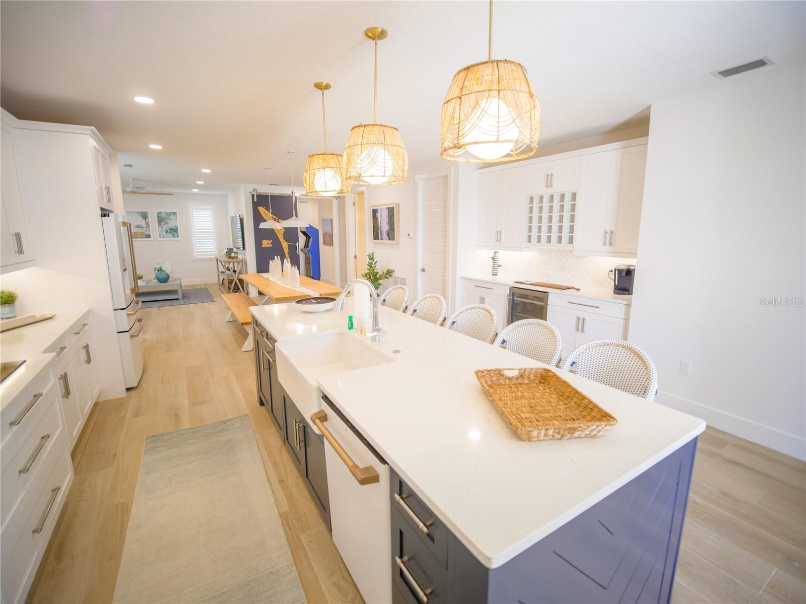 CRYSTAL BEACH - Residential