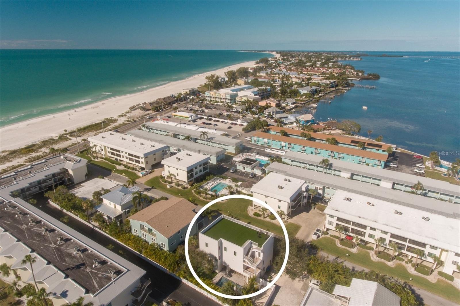 CRYSTAL BEACH - Residential