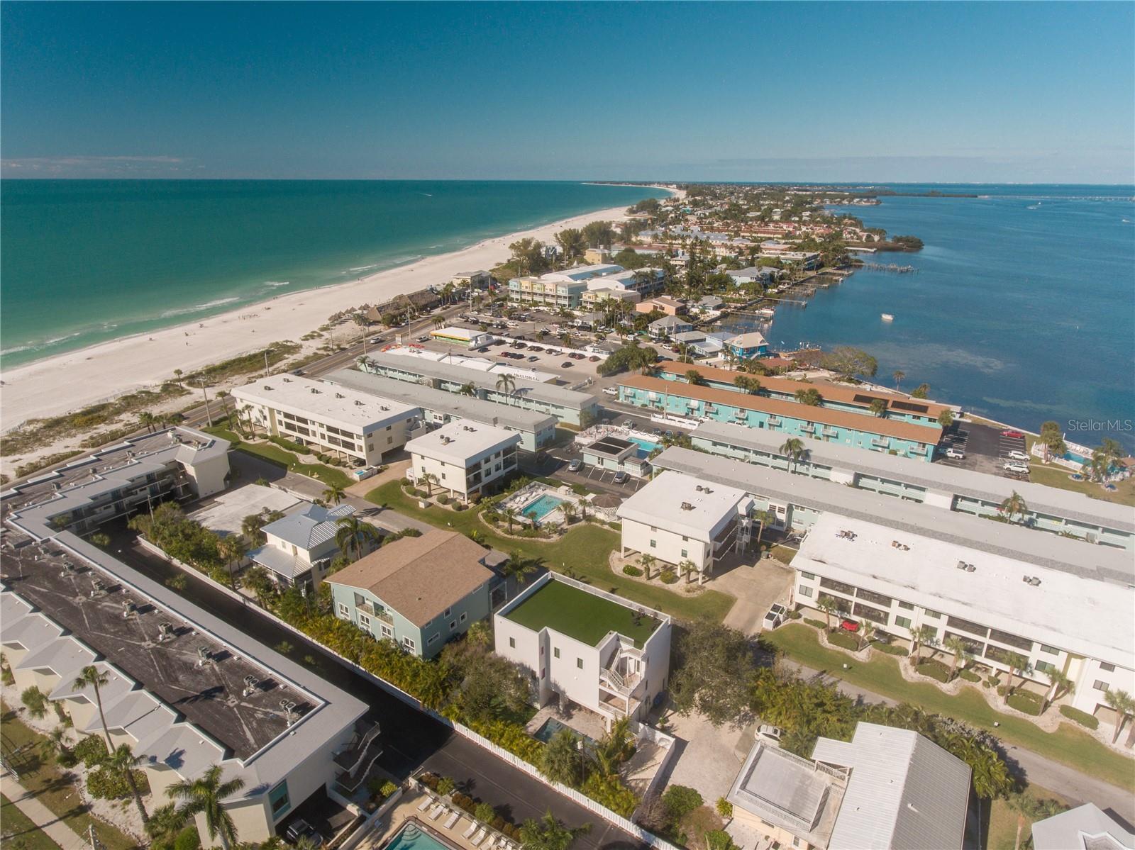 CRYSTAL BEACH - Residential