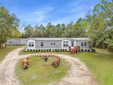 Photo of 11640 SW Tustenuggee Avenue, Fort White, FL 32038 (MLS # GC536984)