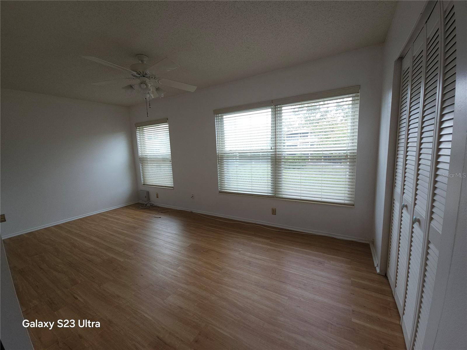 ON TOP OF THE WORLD - Residential Lease