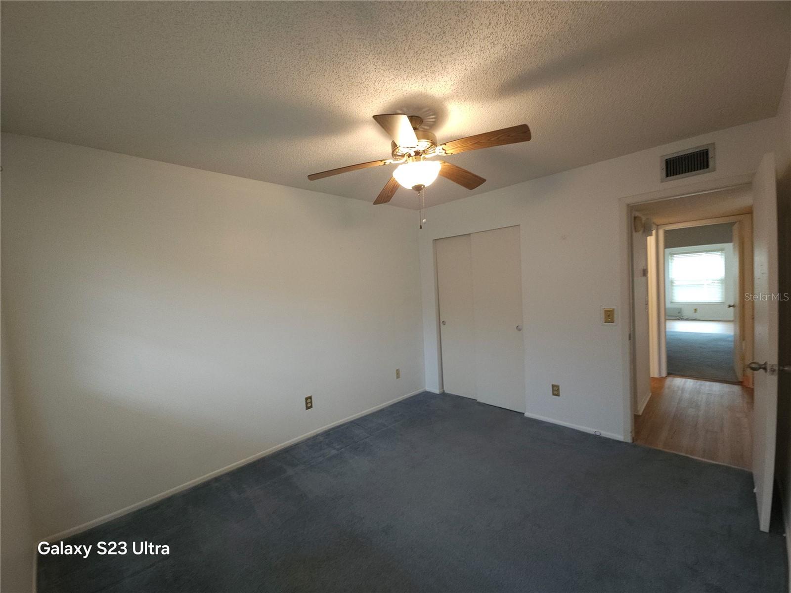 ON TOP OF THE WORLD - Residential Lease