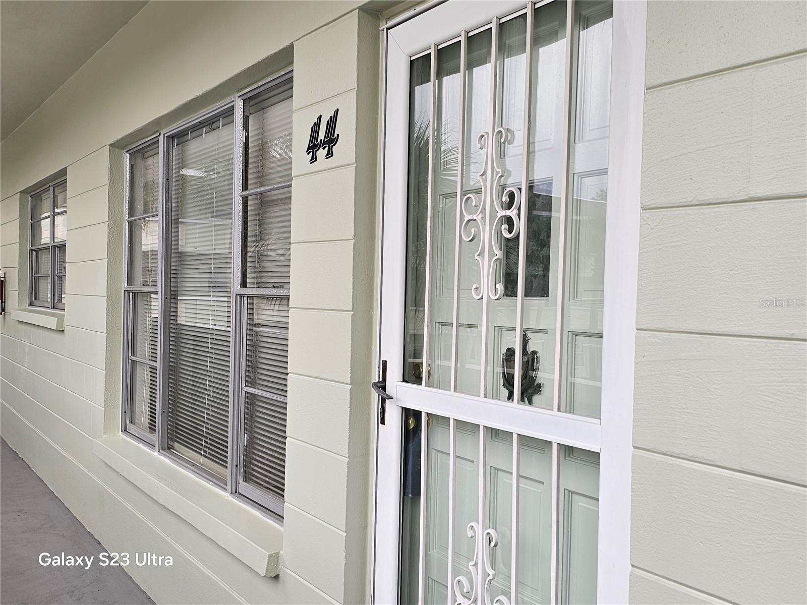 ON TOP OF THE WORLD - Residential Lease