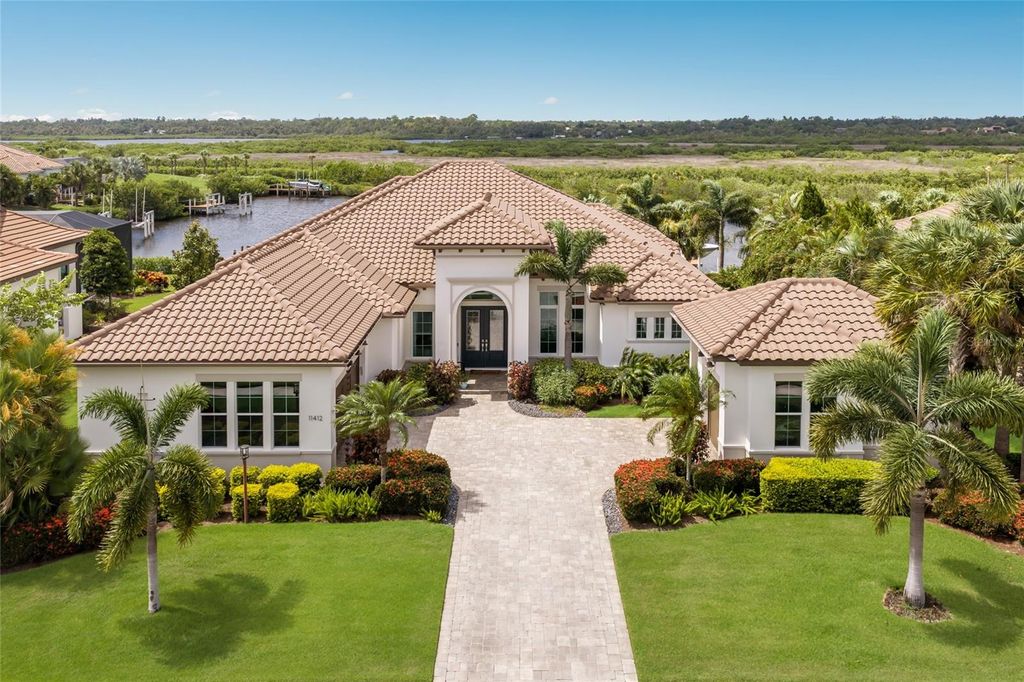 Photo of 11412 Harbourside Lane, Parrish, FL 34219 (MLS # A4700910)