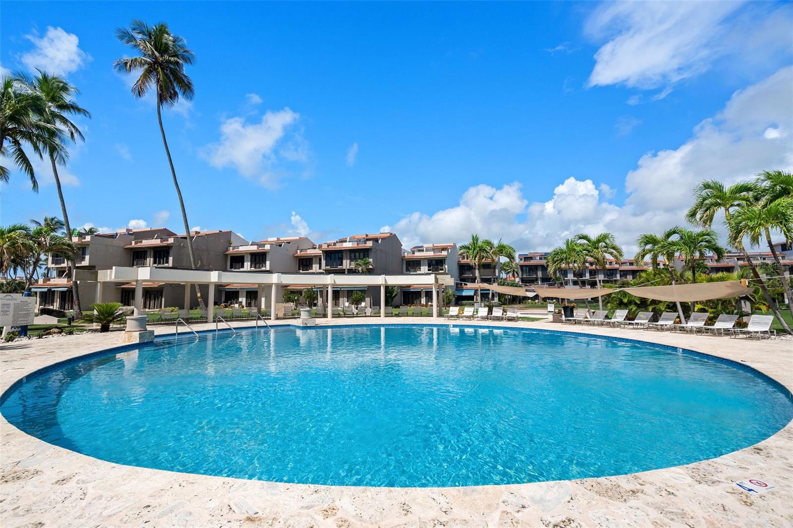 CRESCENT COVE CLUB CONDOMINIUM - Residential