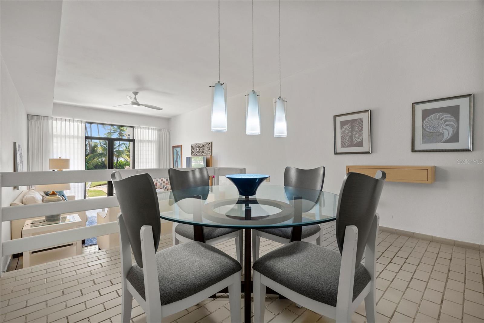 CRESCENT COVE CLUB CONDOMINIUM - Residential