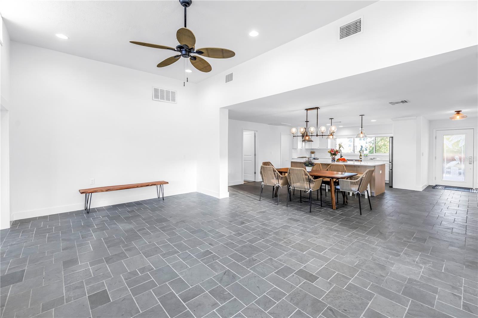 NORTH VINA DEL MAR 1ST ADD - Residential