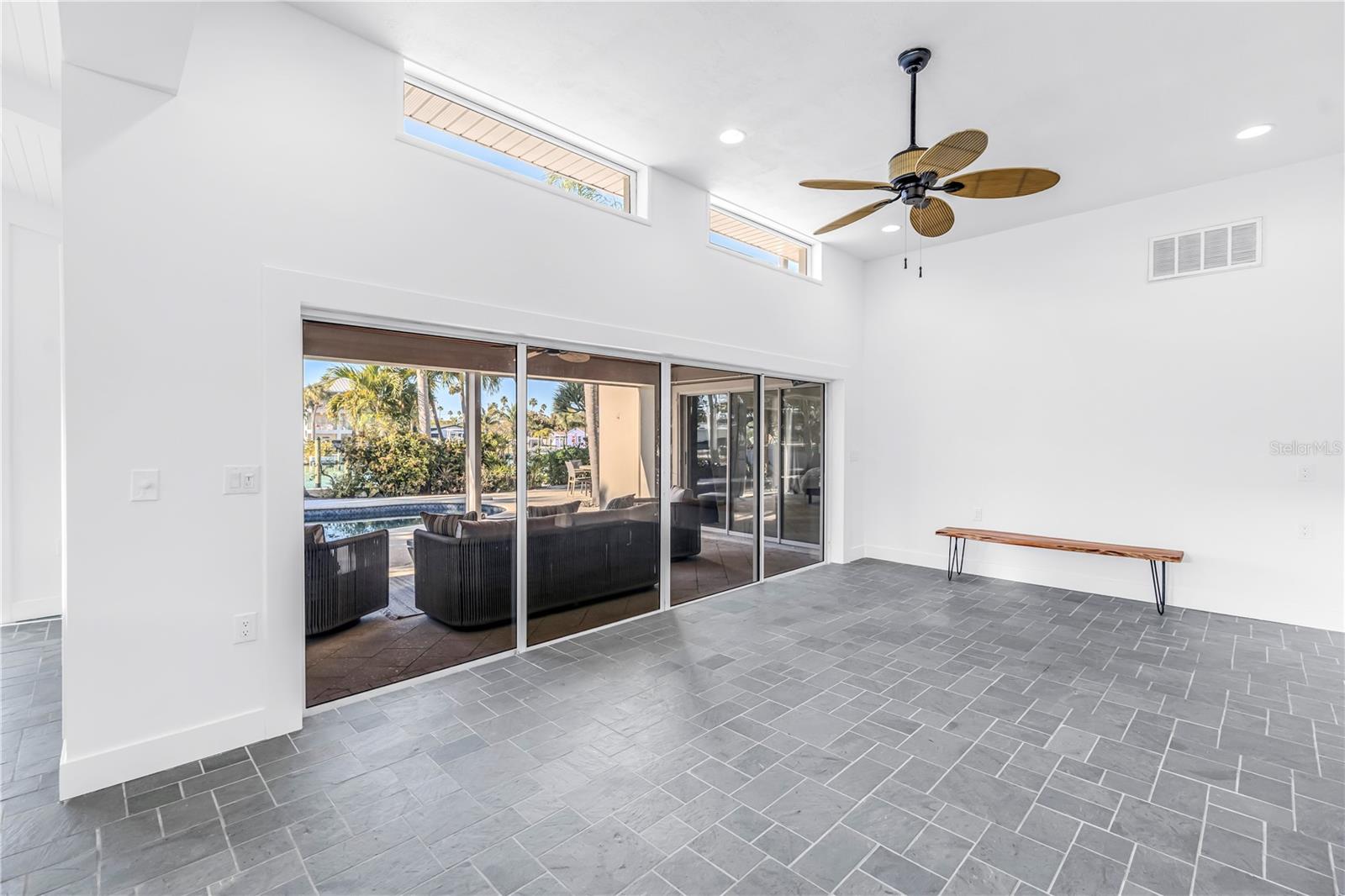 NORTH VINA DEL MAR 1ST ADD - Residential