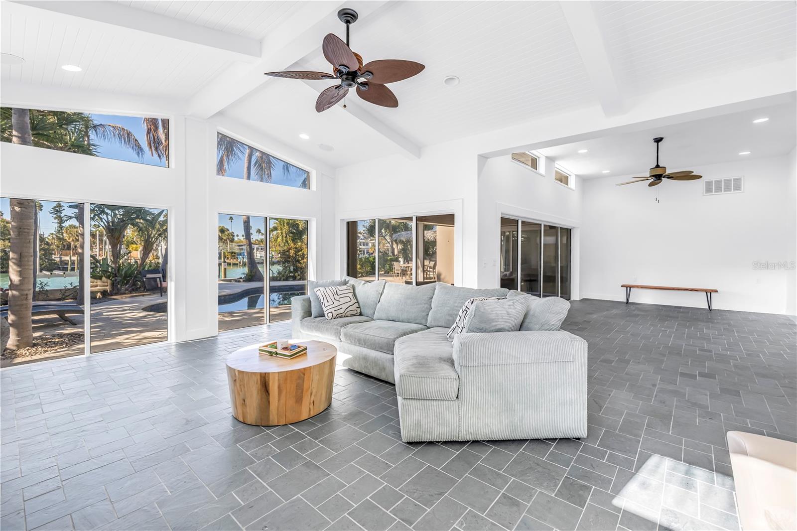 NORTH VINA DEL MAR 1ST ADD - Residential