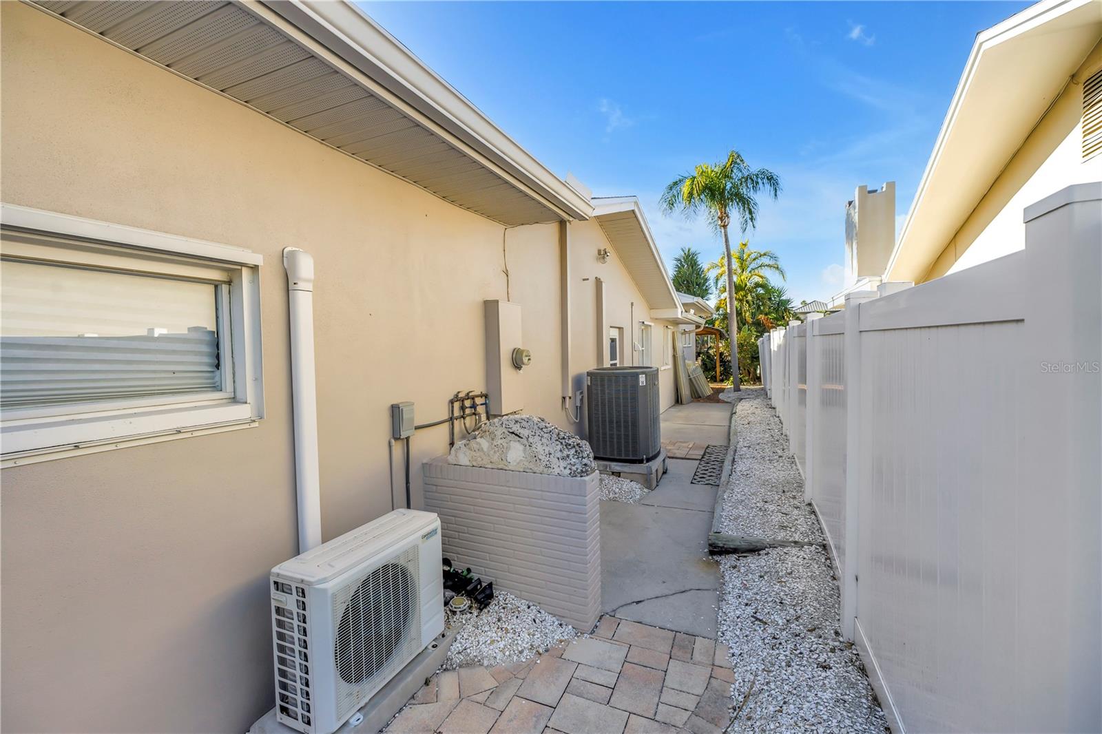 NORTH VINA DEL MAR 1ST ADD - Residential