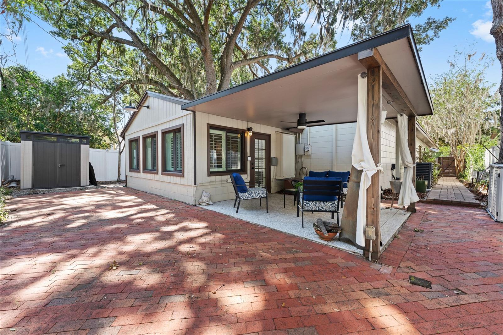 COLLEGE PARK - Residential
