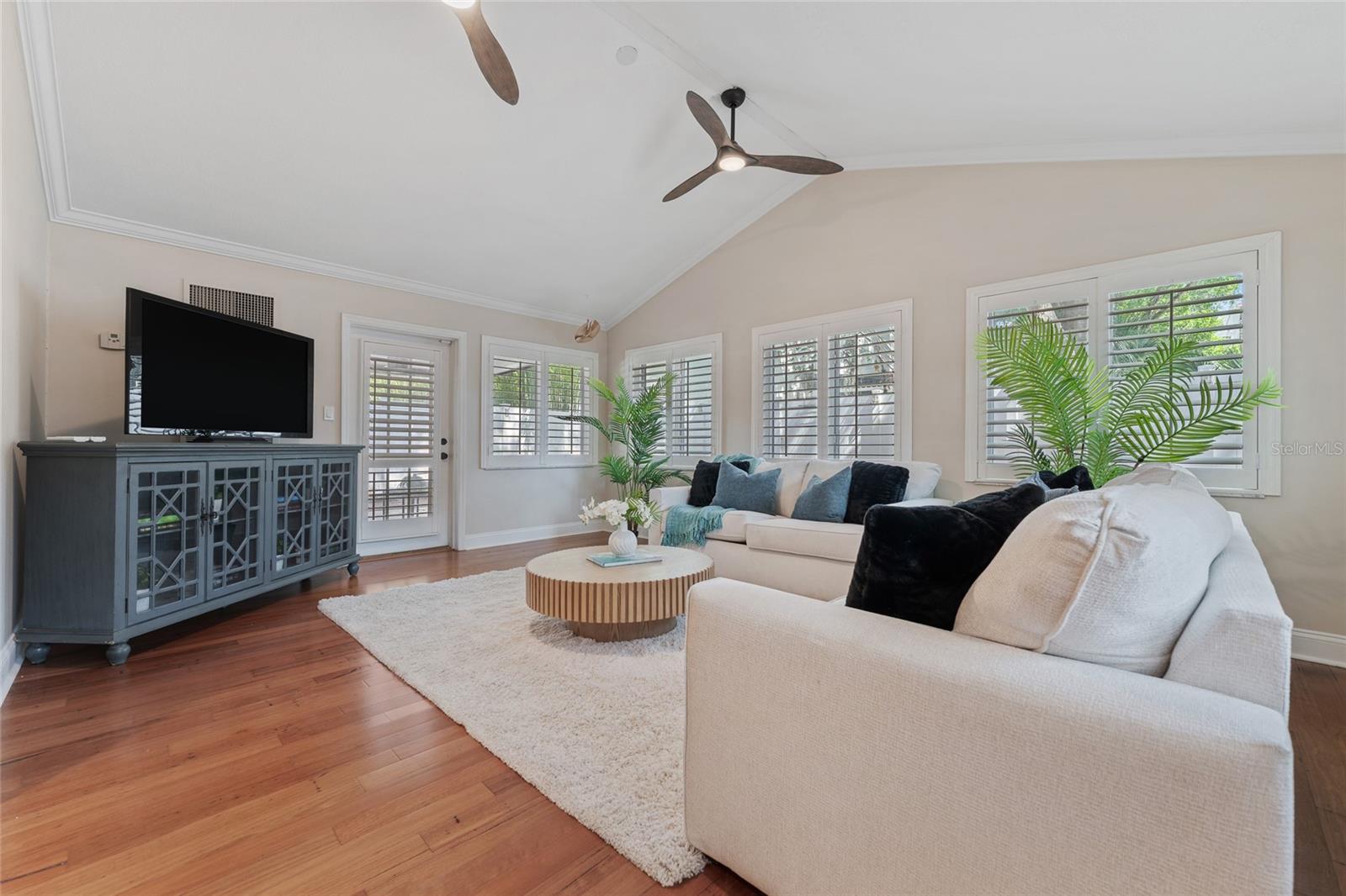 COLLEGE PARK - Residential