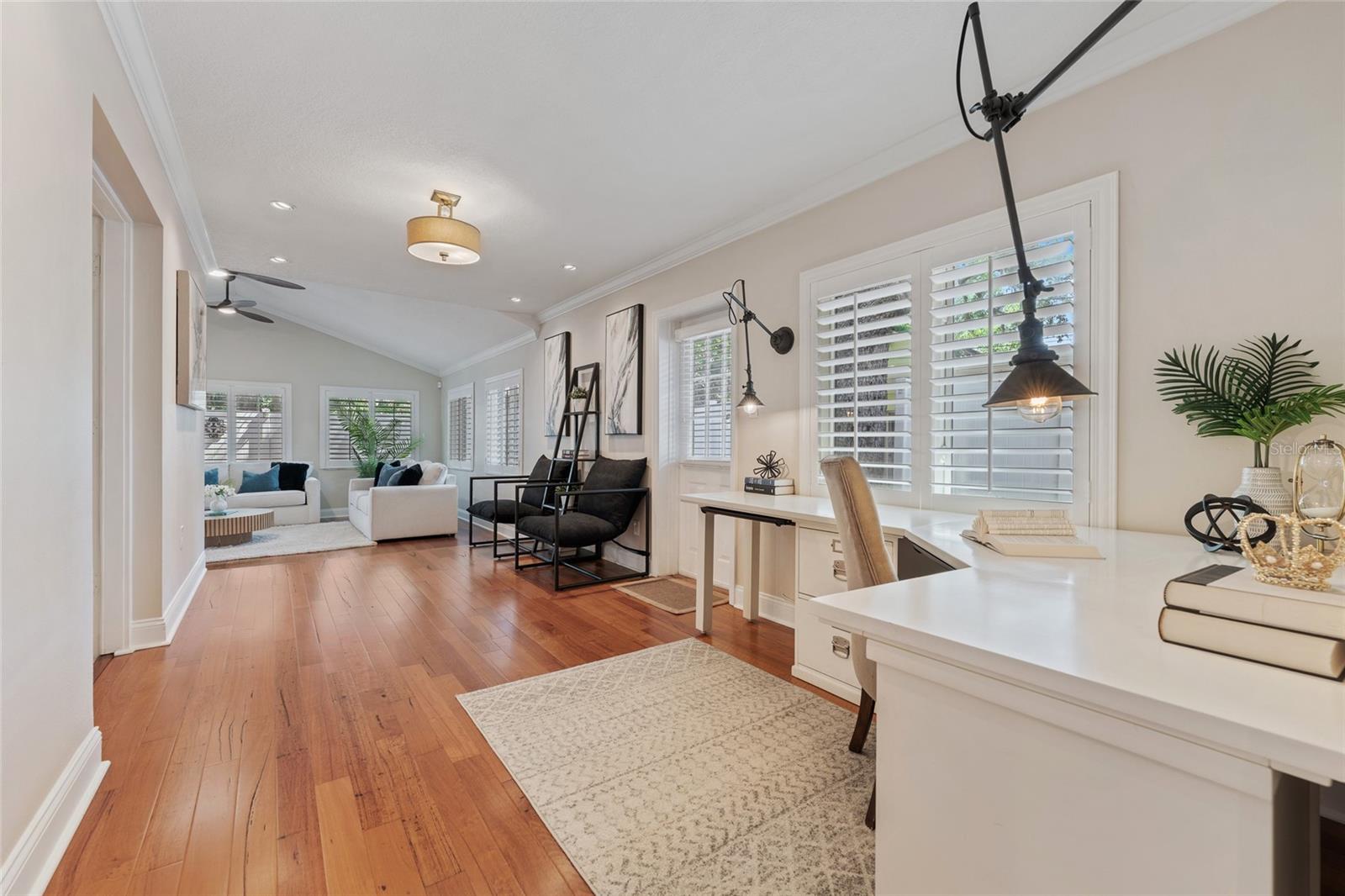 COLLEGE PARK - Residential