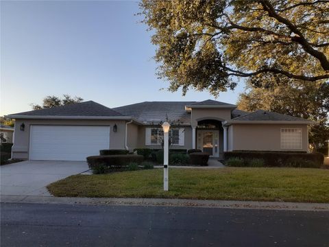 A home in DUNNELLON