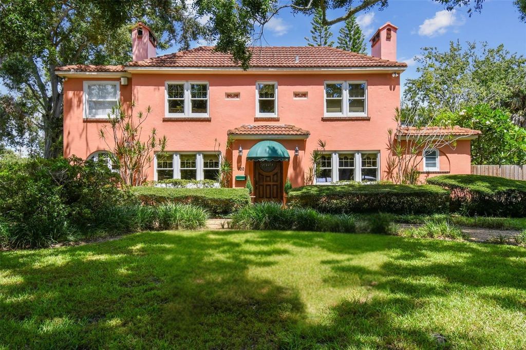 Photo of 100 72nd Street S, St Petersburg, FL 33707 (MLS # TB8414715)