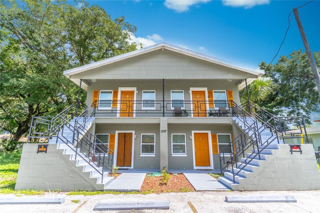 Photo of 1207 W Cypress Street, Orlando, FL 32805 (MLS # O6399515)