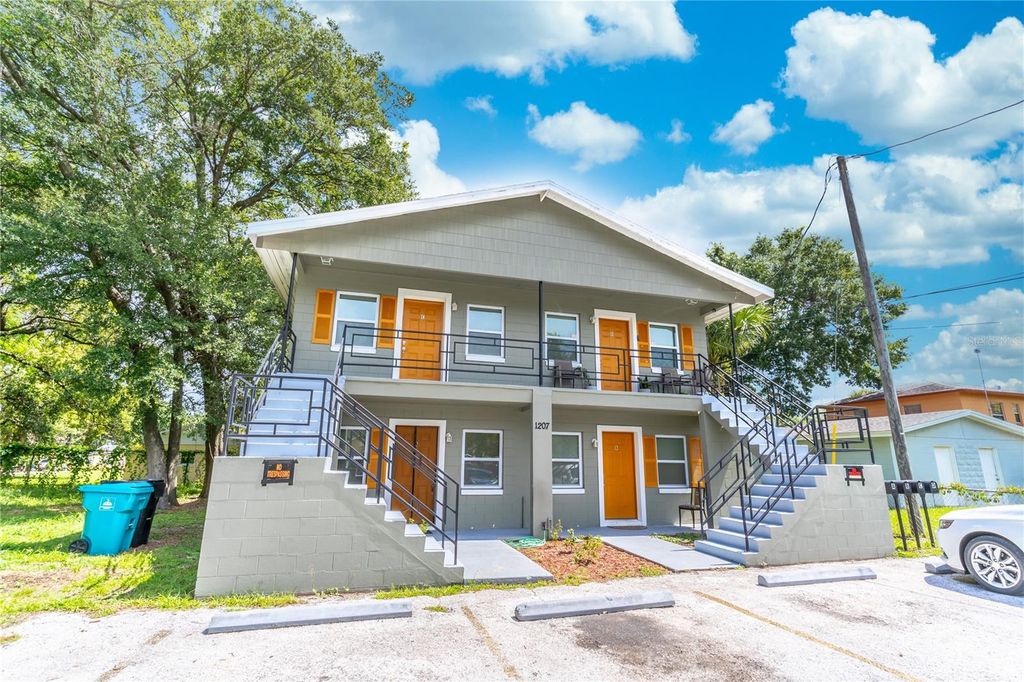 Photo of 1207 W Cypress Street, Orlando, FL 32805 (MLS # O6399515)