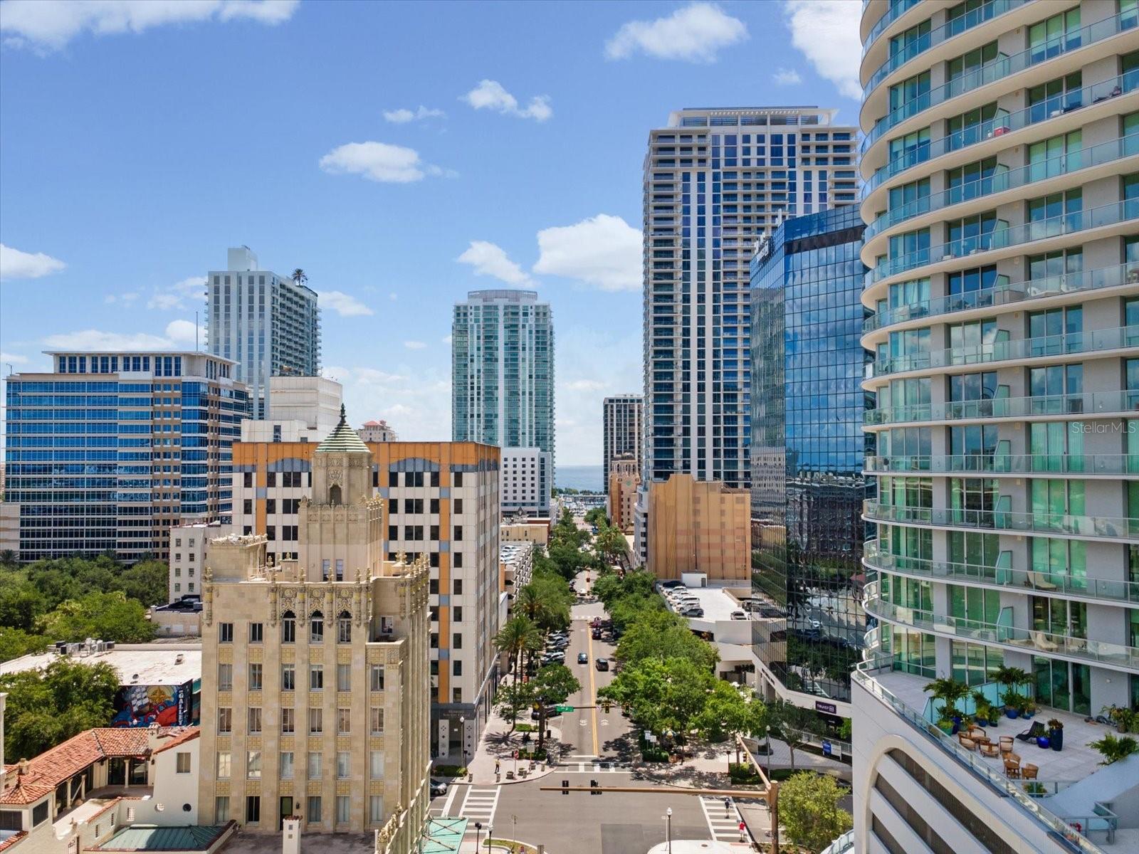 CONDO RESIDENCES AT 400 CENTRAL - Residential