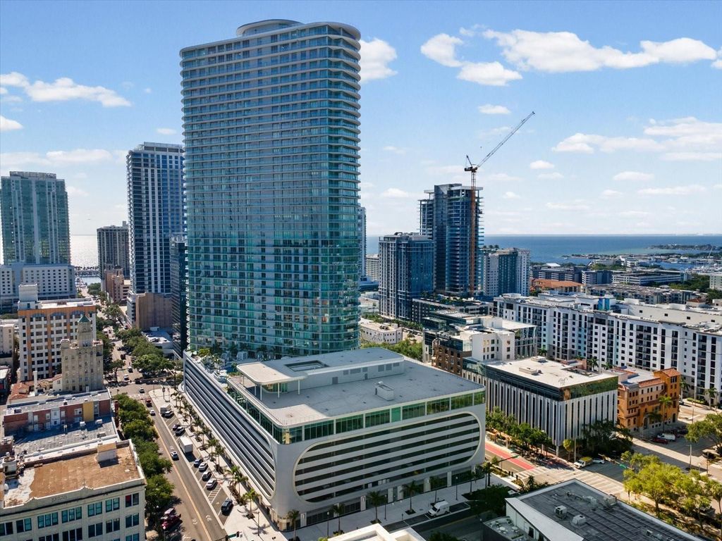 Photo of 400 Central Avenue #3508, St Petersburg, FL 33701 (MLS # TB8509745)