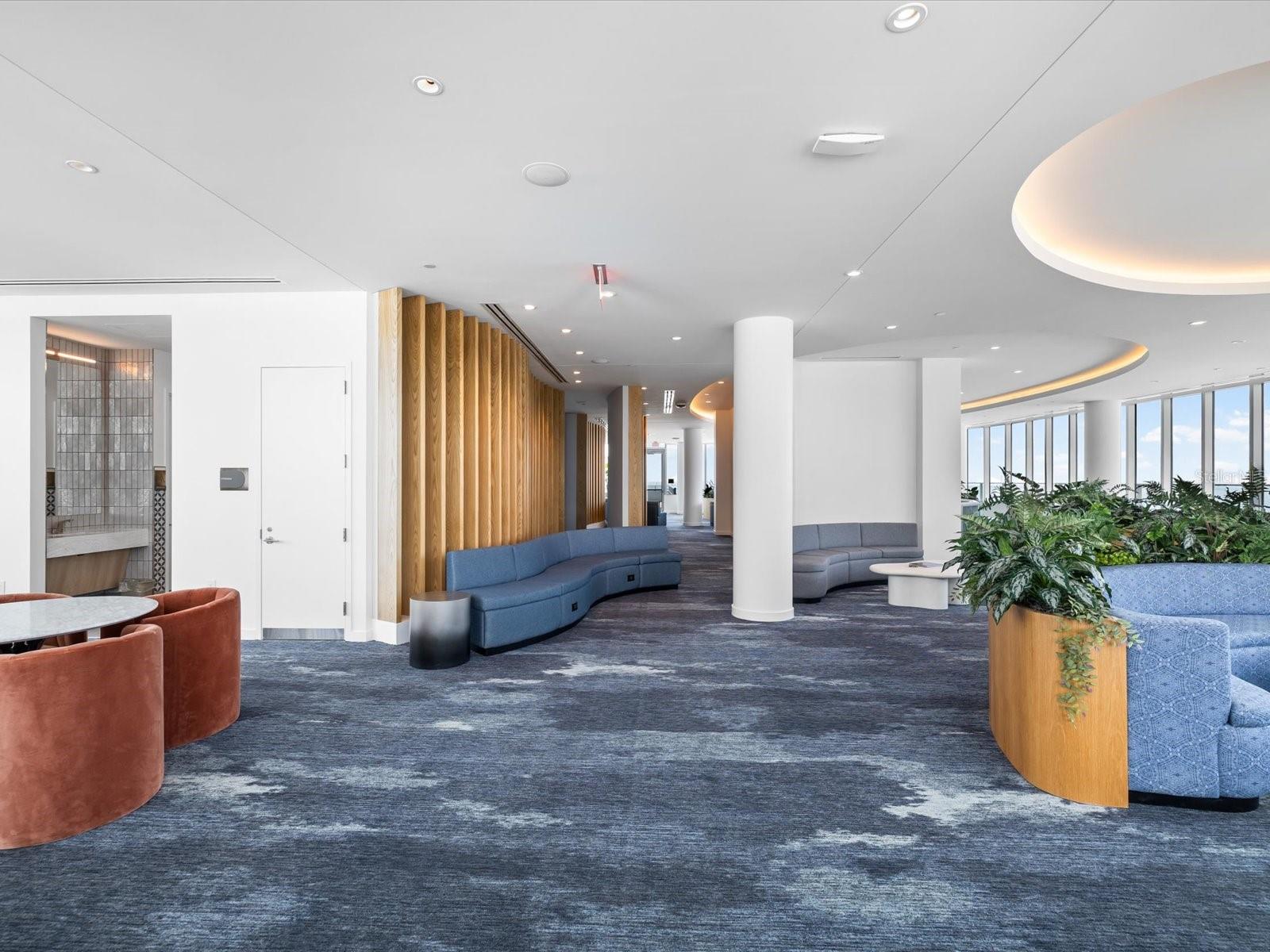 CONDO RESIDENCES AT 400 CENTRAL - Residential