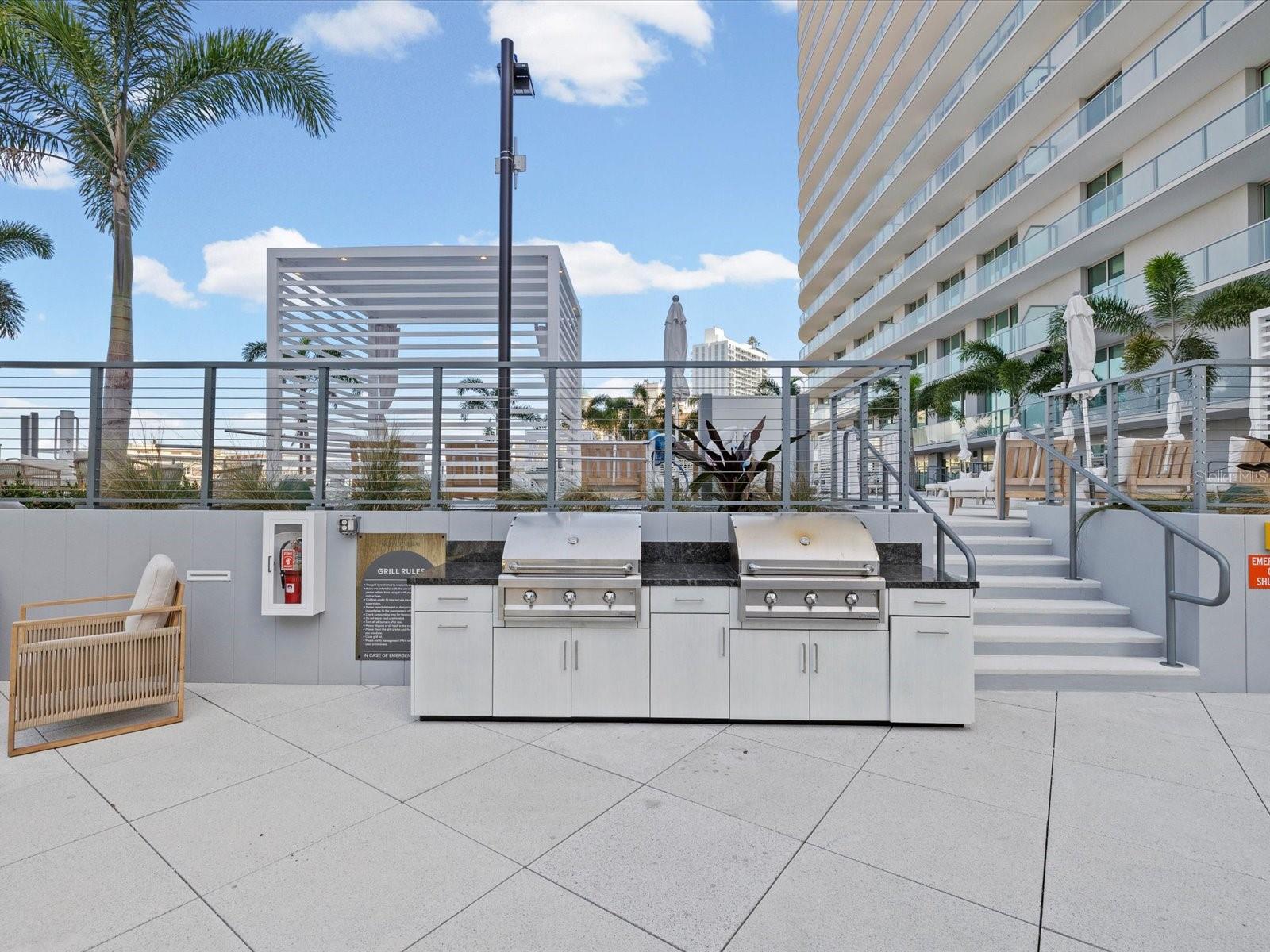 CONDO RESIDENCES AT 400 CENTRAL - Residential