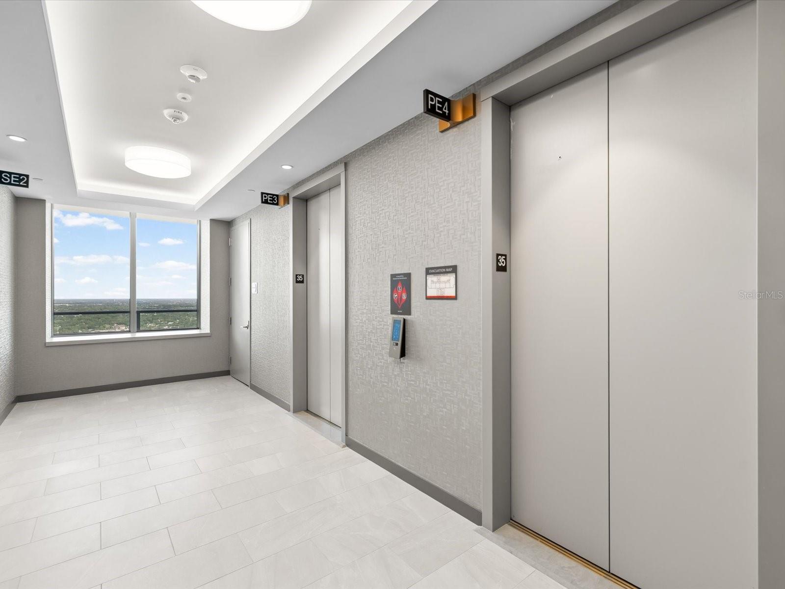 CONDO RESIDENCES AT 400 CENTRAL - Residential