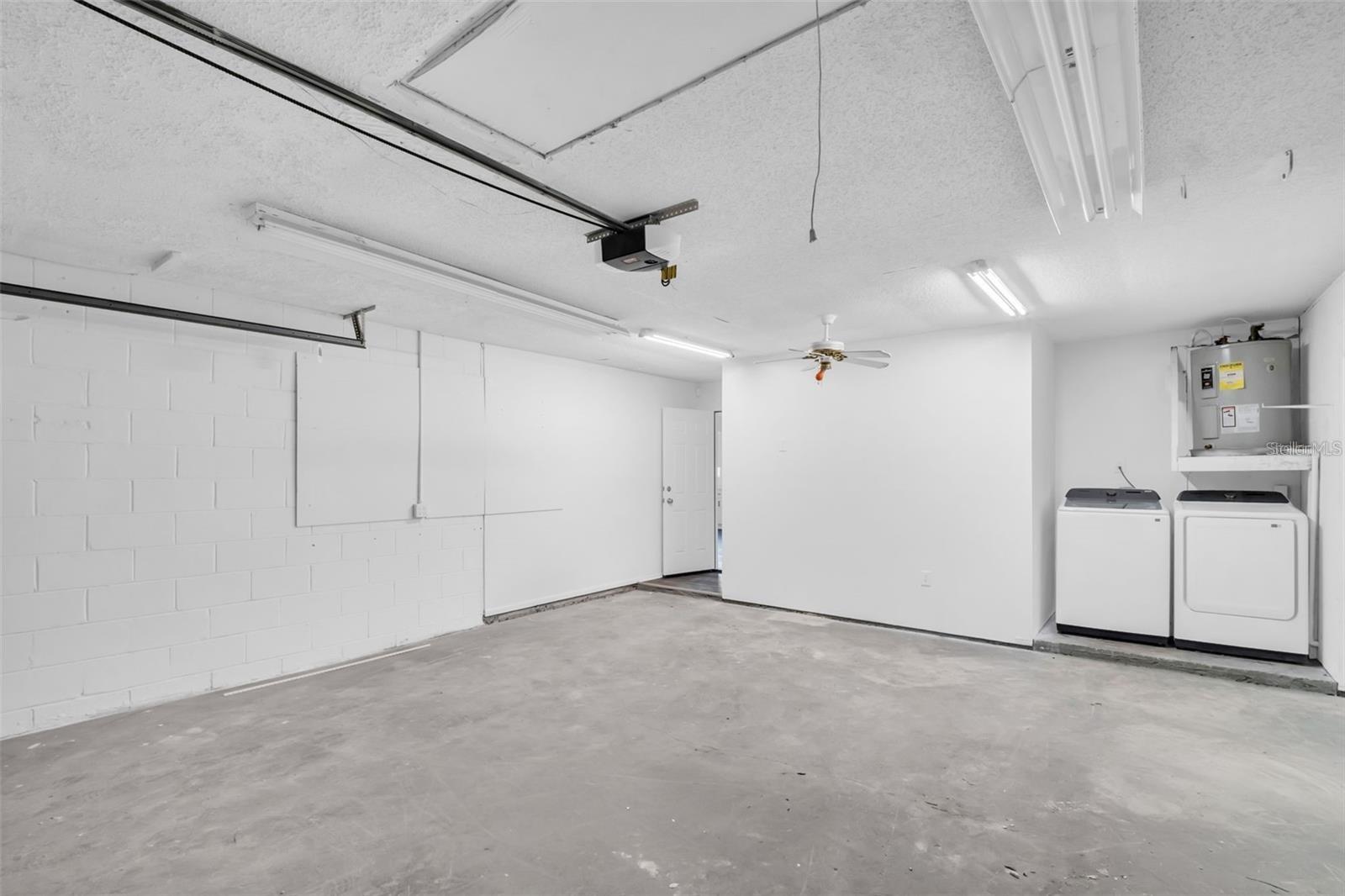 CUMBERLAND PARK 1ST ADD - Residential Lease